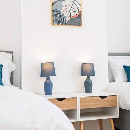 Charming 2-Bedroom Flat With A Garden And Free Parking At Abingdon Оксфорд Екстериор снимка