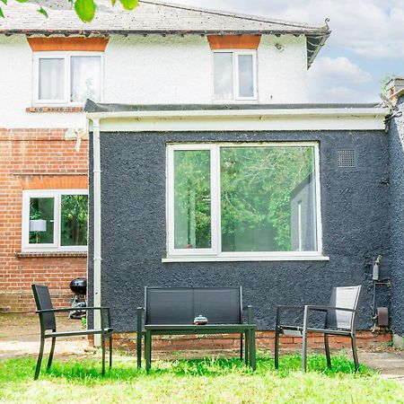 Charming 2-Bedroom Flat With A Garden And Free Parking At Abingdon Оксфорд Екстериор снимка