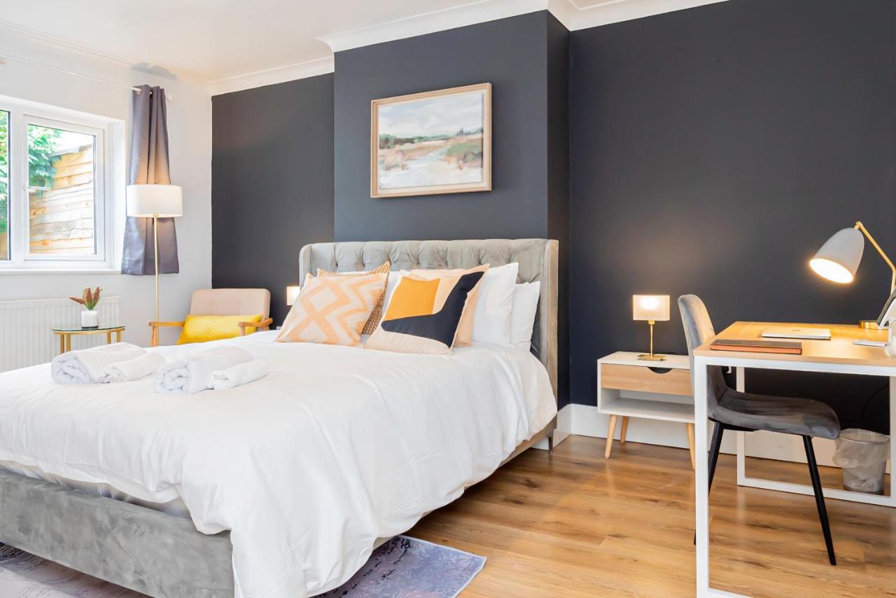 Charming 2-Bedroom Flat With A Garden And Free Parking At Abingdon Оксфорд Екстериор снимка