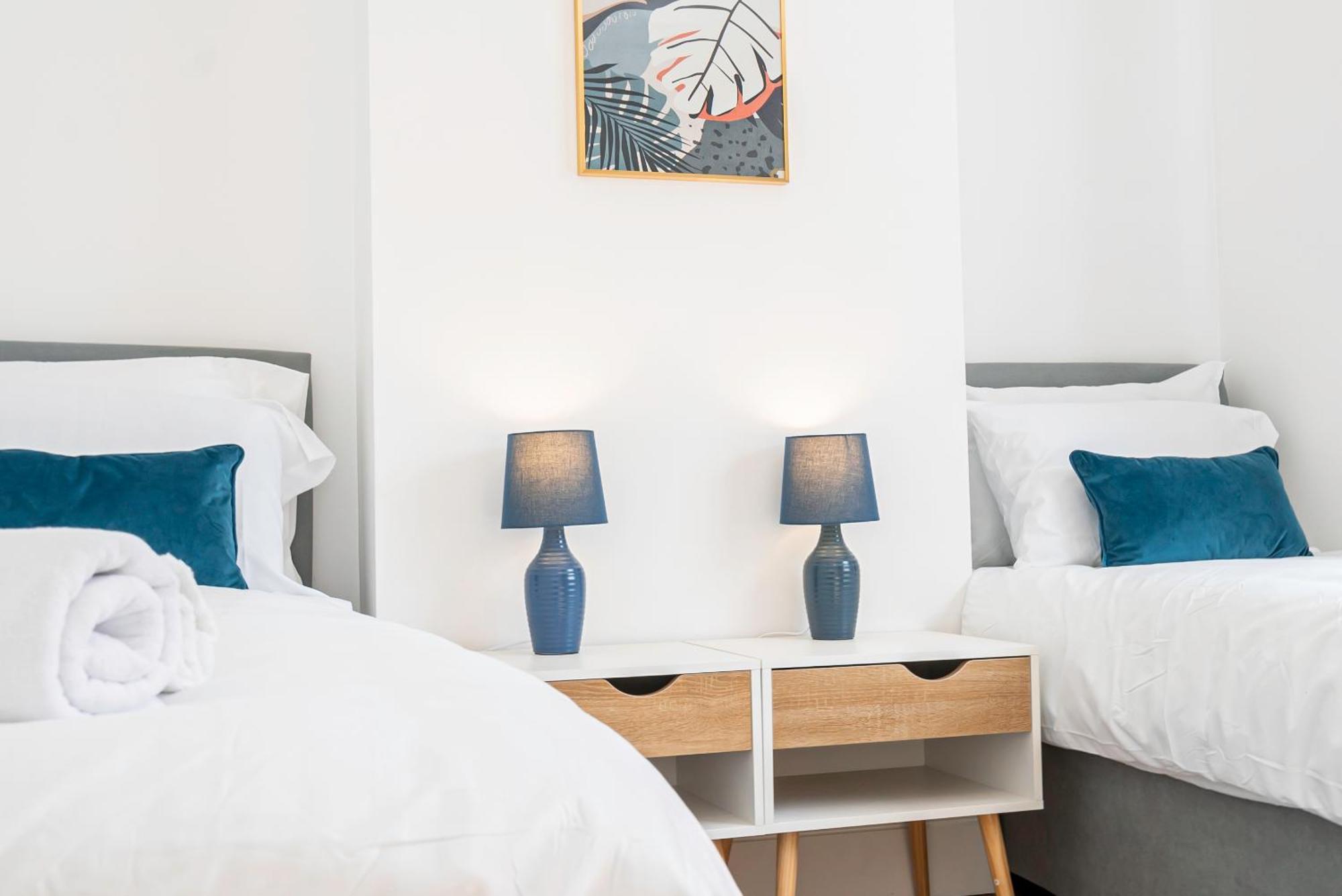 Charming 2-Bedroom Flat With A Garden And Free Parking At Abingdon Оксфорд Екстериор снимка