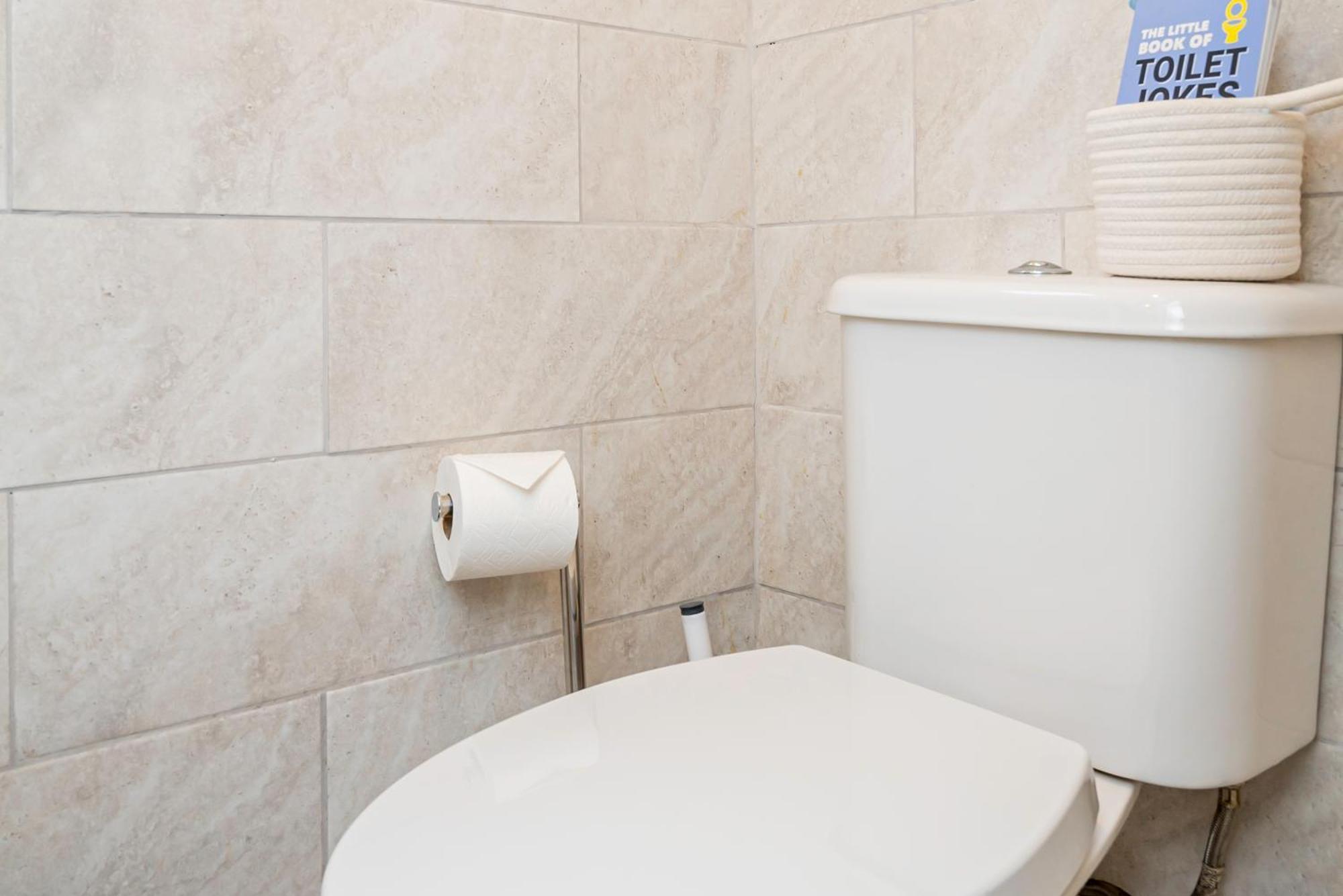 Charming 2-Bedroom Flat With A Garden And Free Parking At Abingdon Оксфорд Екстериор снимка